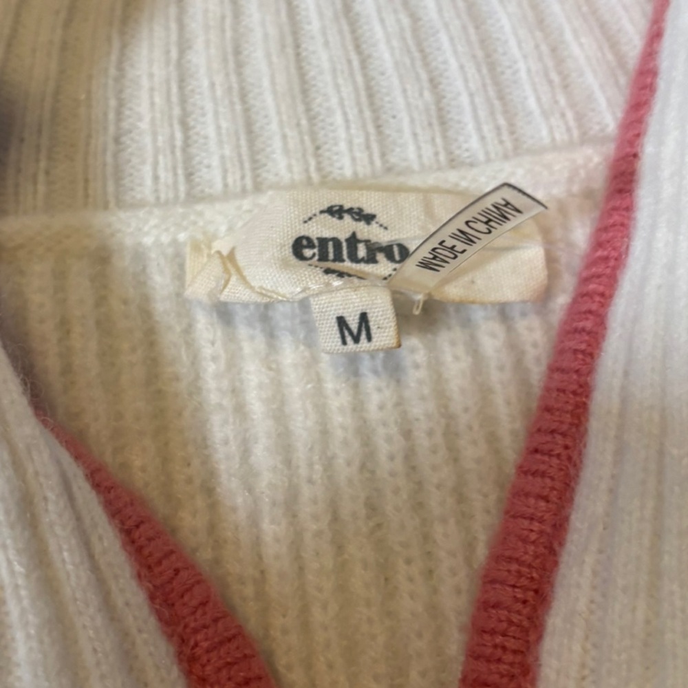 Entro "Calling On You" Ecru Half Zip Sweater - Size Medium - EUC - Picture 5 of 8